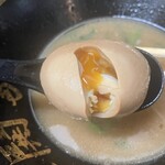 横濱家系ラーメン 勝鬨家 - 味玉