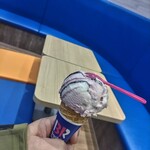 サーティワンアイスクリーム - 料理写真:スリーベリー・フロマージュ