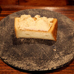 薪鳥新神戸 - 薪焼きのトースト + 鳥肉のリエット