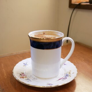 ぽえむ マノ ア マノ コーヒー_1