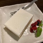 秘伝手羽先唐揚げと地鶏 焼き鳥 和個室 居酒屋 鳥心 - 