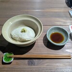 季より - まるで餅な阿見町常陸秋そばのそばがき。そばがきのことはよく知らんけどなかなか他所にはないものだと思うよ