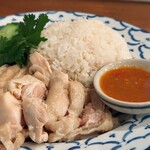 広島タイ料理 マナオ - 海南チキンライス