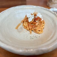 イル ギオットーネ ディ ピュー - タリオリーニ
                      ツナ　トマト　オレガノ　リコッタチーズ