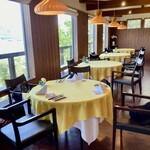 長江SORAE - この手前の席でいただきました
      この日のランチは1組だけの貸切