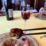 長江SORAE - 角煮と紹興酒が同じ色〜