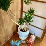 長江SORAE - オプジェや植栽も洒落ている