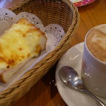 ナガハマコーヒー - ナガハマコーヒー　ハムチーズトーストとカプチーノ