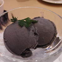 礼華　青鸞居 - 黒胡麻アイス