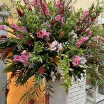 ドゥ アッシュ - 店内はお花がいっぱい