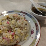 龍味 - 炒飯にはもちろんスープがセット♪