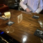 ヤナガセ - ラ•フランスのフレッシュフルーツカクテル
                                マティーニ「ゴードンで」