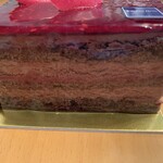 ジャン＝ポール・エヴァン 伊勢丹新宿本店 - ショコラ・フランボワーズ　ホールサイズ