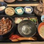 京都嵐山 和牛 六重亭 - 