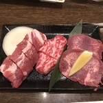 肉ダイニング 満 - 