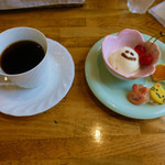 ドレミ♪カフェ・バンビーナ - バンビーナのコーヒーとサービス