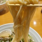 ラーメン 坊也哲 - 麺