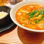 辛麺と手包み餃子　こるり - 