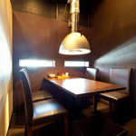 Akatsuki - 広いテーブルと座り心地の良い椅子で過ごす時間