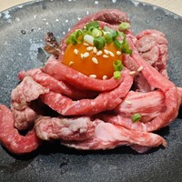 個室 炭火焼肉 本川越 尊 - 