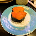 回し寿司 活 活美登利 - サーモン中落ち