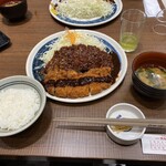 名古屋名物 みそかつ 矢場とん イオンモールナゴヤドーム前店 - 