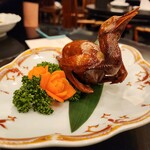 279037373 - 脆皮炸乳鳩