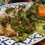 アユタヤ - パットガパオホイナムロン