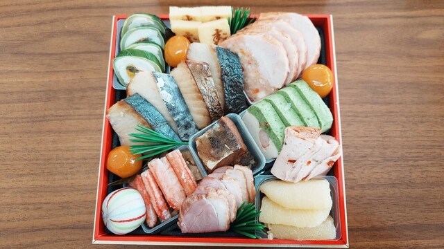 古平戸 名品 栄螺 蓋物 五件 京都料亭 蔵出 古平戸 名品 栄螺 蓋物 五件 京都料亭 蔵出 - メルカリ