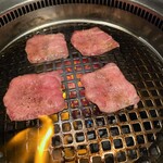 焼肉・冷麺 肉どうし 松苑 - 