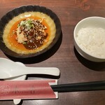 來杏 Chinese Restaurant - よだれ鶏はライスにも合います。意外でした‼️