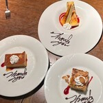 HICKORY Sea Side cafe - 