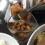 天紅 - 辛いザーサイ。白飯の最適なお供