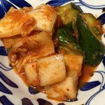 大阪屋 - キムチ盛り合わせ