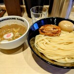 アンダーグラウンド ラーメン 頑者 - 