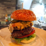 ジャンク - ダブルバーガー（ハラペーニョ・ゴルゴンゾーラトッピング）