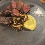 山バスク - 鹿の炭火焼き