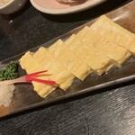 美味い家 若鈴 - 自慢のだし巻き玉子660円