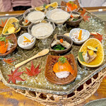 とき綴る - 先付けは３人分まとめて運ばれて来ます