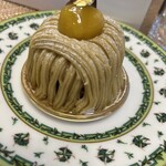 トシ・ヨロイヅカ 東京 - 