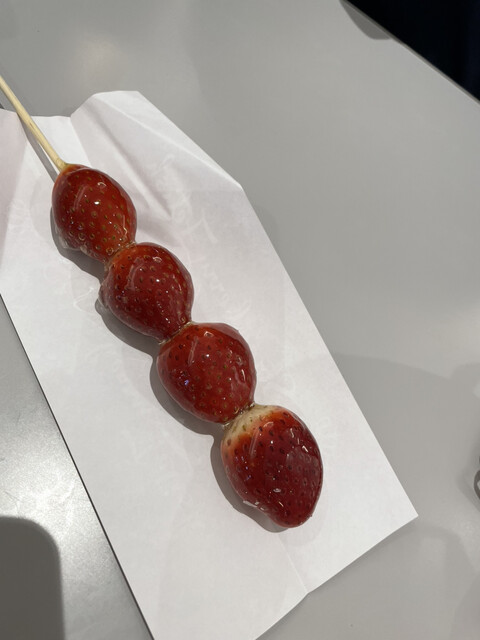 ストロベリーフェチ 横浜ワールドポーターズ店 (Strawberry ストロベリーフェチ 横浜ワールドポーターズ店 (Strawberry