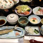 寿屋旅館 - 最初に配膳　この後、しばらくして空ご飯、お吸い物、40分後にまさに打ちたてお蕎麦、最後にデザート