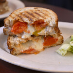 Arbor  Coffee - チキンとトマトのホットサンド ドリンクセット@税込1,380円