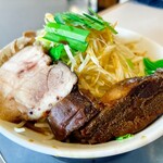 麺屋　たか - ウデ＆煮バラチャーシュー