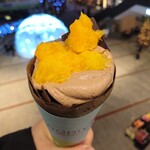 GODIVA dessert 東京ドームシティ ラクーア店 - オレンジとチョコレートのクレープ（972円）