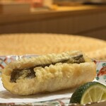 大阪天満宮 鮨とよなが - 米粉で揚げたかますの天ぷら　