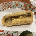 大阪天満宮 鮨とよなが - 米粉で揚げたかますの天ぷら