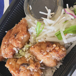 中華弁当 波の音 - 料理写真:油淋鶏丼　450円