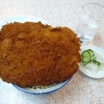 庚申亭 - わらじかつ丼（800円）