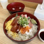 海鮮丼専門店 丼丸 - 本日のサービス丼